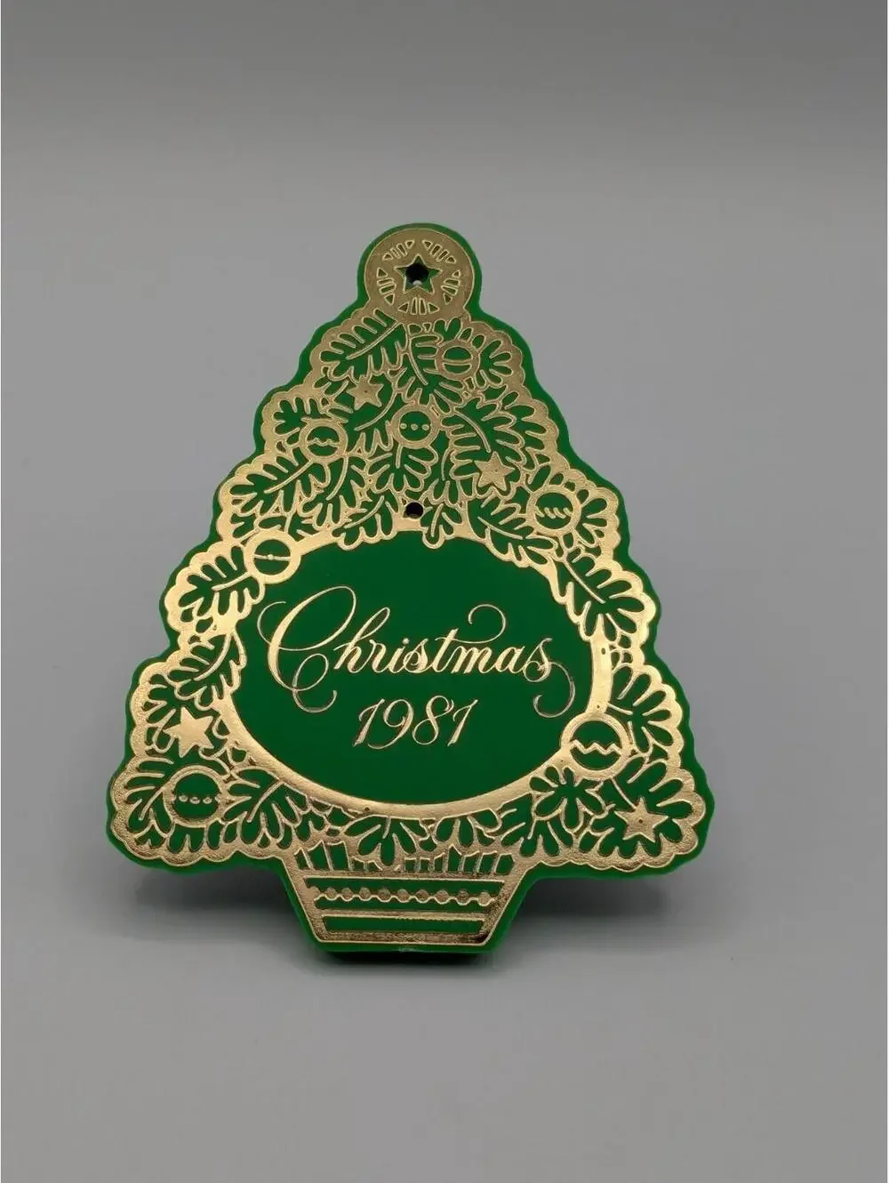 Christmas Tree Photo Holder Ornament 1981, Green and Gold Plastic